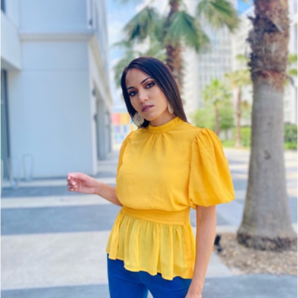 Flying Tomato Mustard Yellow Textured Puff Sleeve Peplum Blouse Women’s Large
